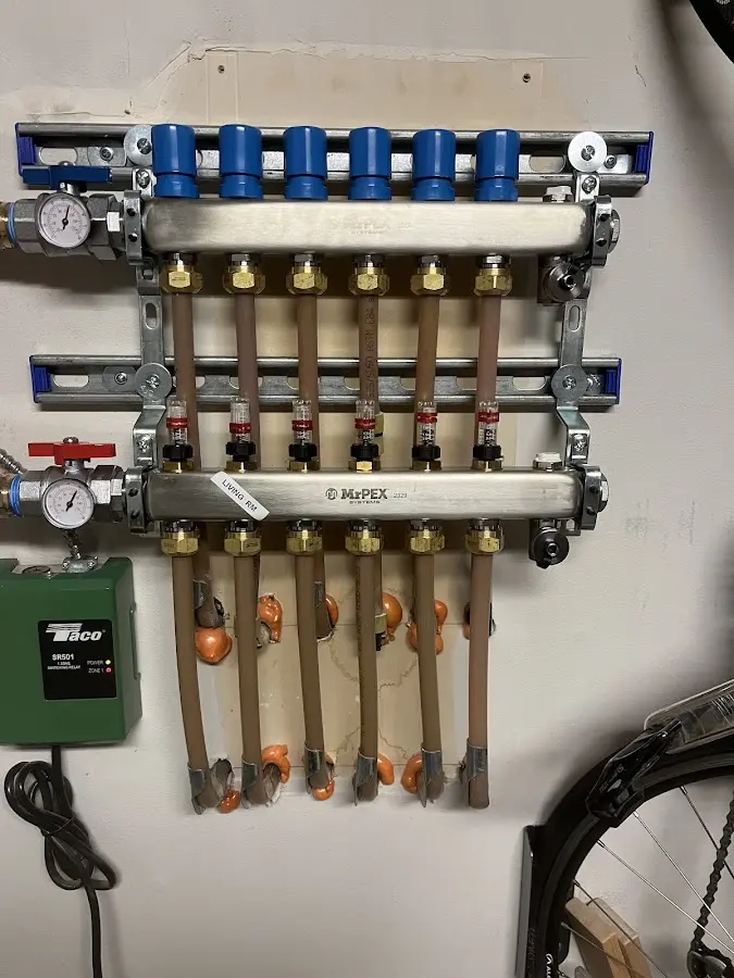 Plumber performing Gas Leak Detection at a residential property in Potomac Park